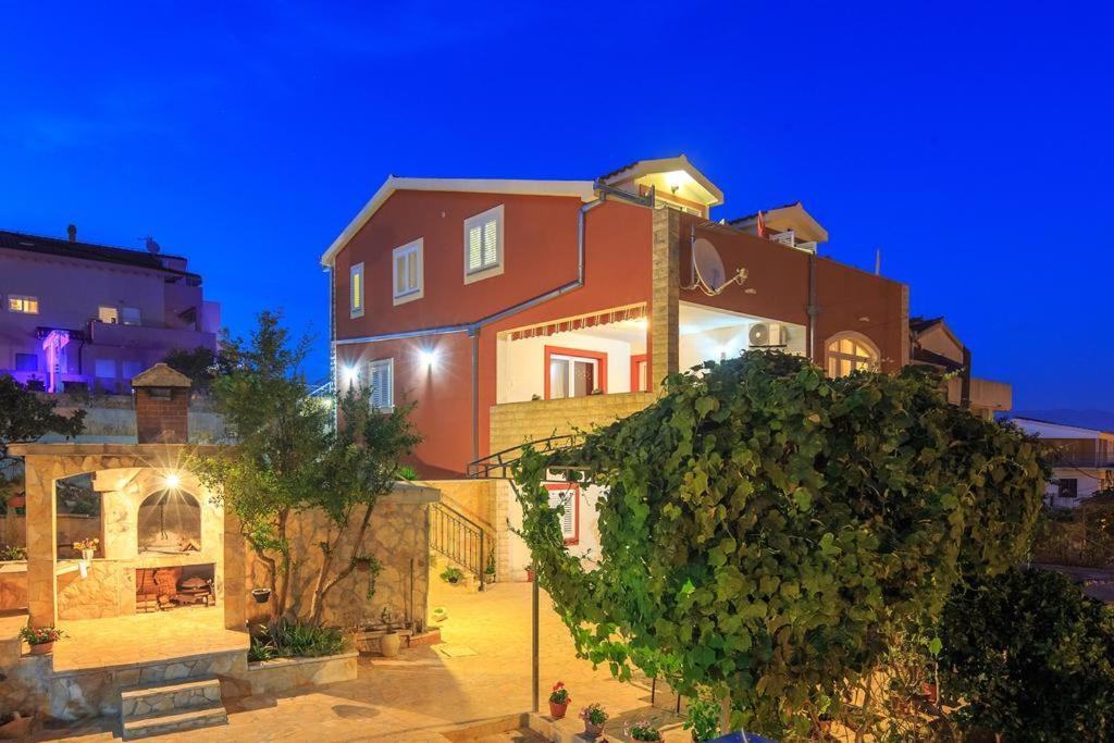 Apartment Zeljana 斯拉汀 外观 照片