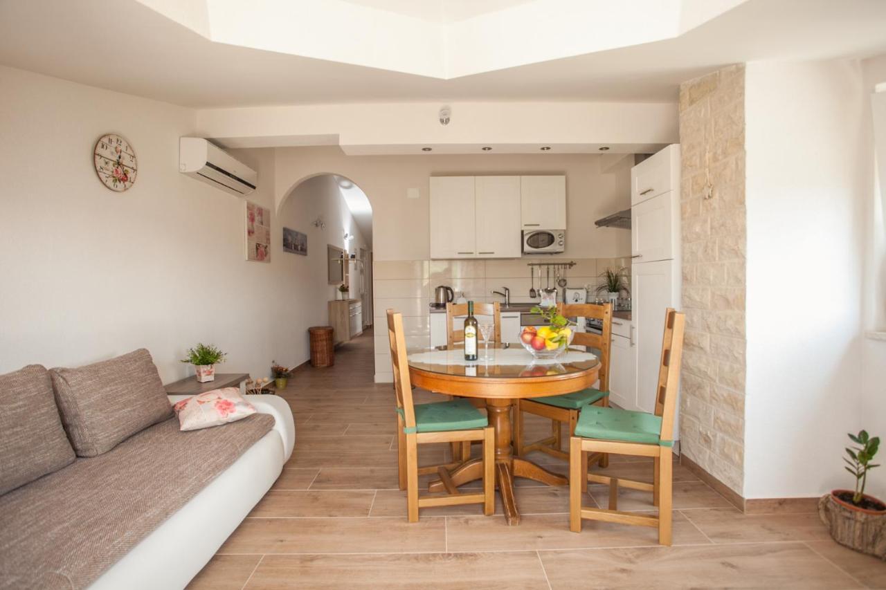 Apartment Zeljana 斯拉汀 外观 照片