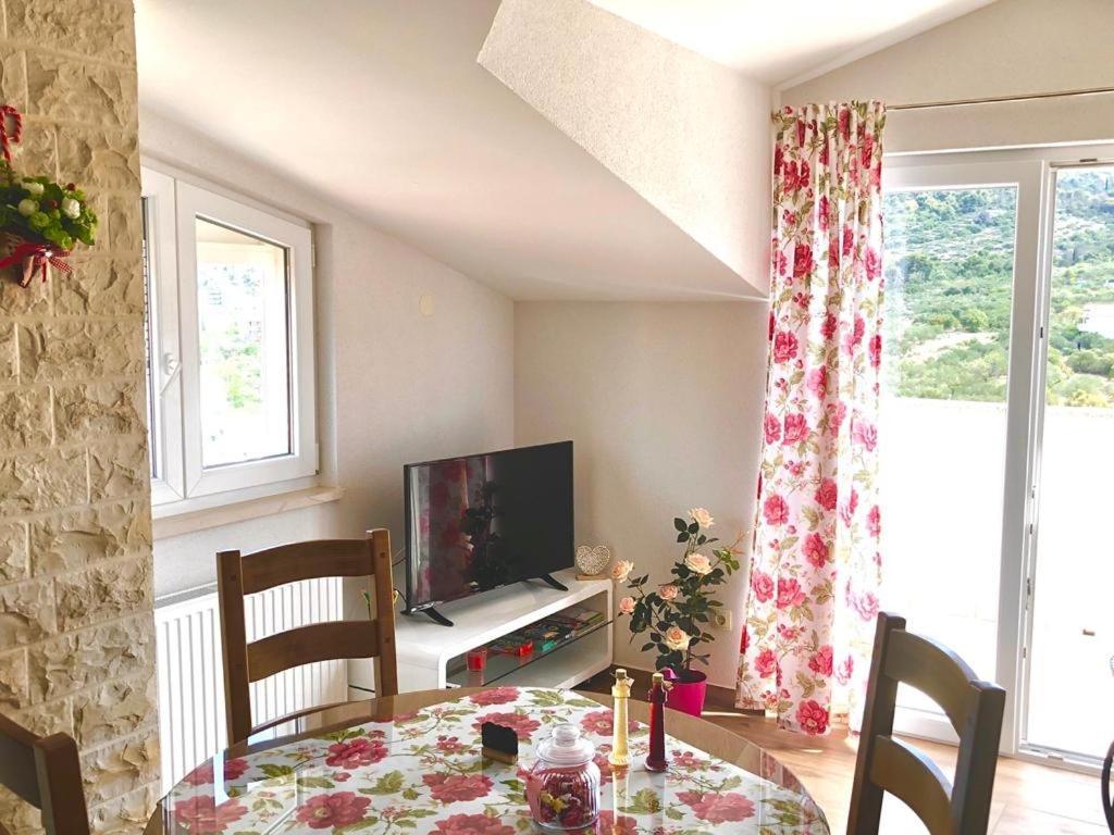 Apartment Zeljana 斯拉汀 外观 照片