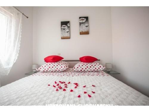 Apartment Zeljana 斯拉汀 外观 照片